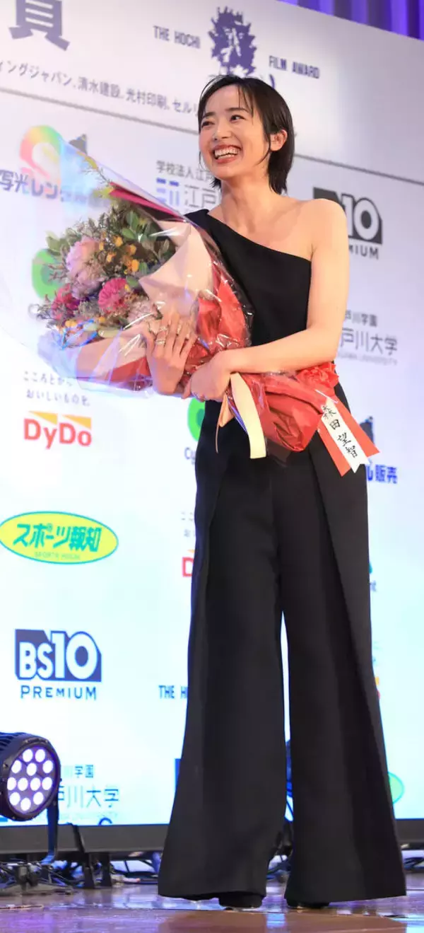 「コツコツとやってきた」助演女優賞・森田望智が映画賞初受賞に笑顔「頑張ろうという活力をいただきました」…報知映画賞表彰式