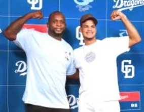 【中日】新助っ人砲・サノーがゴリラパフォーマンス予告「健康で１年通してやれれば」アブレウと入団会見