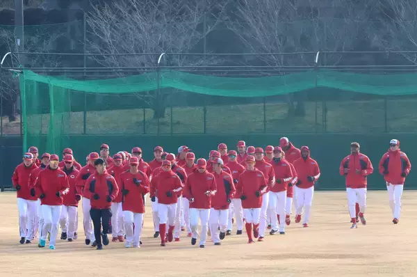 【広島】早出廃止で「全員アップ」復活　投手、野手ともに３９人全員でアップ