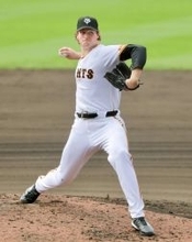 【巨人】ウィットリーのリフレッシュ計画「休養日に沖縄料理を…」…ライブＢＰでは驚異の１５６キロ