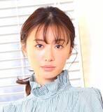 「松本まりか　人気歌手と顔そっくり！激似２ショット公開「双子みたい」同じ８４年生まれ「似てる」」の画像1