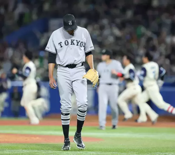 【巨人】まさかの逆転サヨナラ負けで４連勝逃す…ダルベック３戦連発＆先発マタ好投も　９回に絶対守護神マルティネス今季初のセーブ失敗