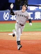 【巨人】キャベッジが４回に先制４号ソロ！「さらに得点できるように頑張るよ」３試合連続「２番」出場で３試合連続安打