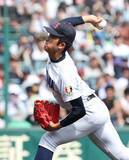 「【甲子園】横浜・織田翔希が初回から１５５キロ！初球１５０キロは痛打されるも４番・古城大翔とオール直球勝負」の画像1