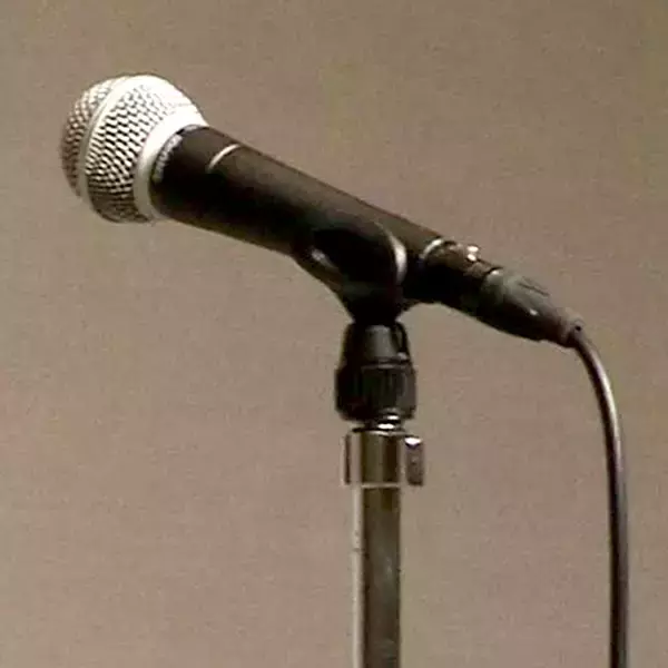 元宝塚トップスター出演ミュージカルが当日公演中止…「出演者の急な体調不良のため」　柚香光出演「十二国記」