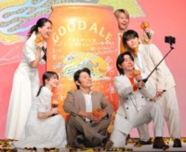 鈴木亮平、直筆サインに熊の絵を描き加え「綾瀬はるか風のサインとなりました」同じ事務所に所属