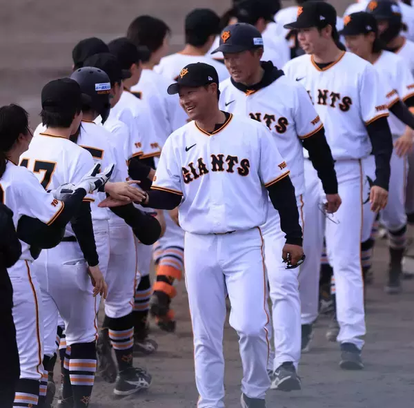 【女子野球】元広報の巨人女子チーム・隠善智也監督が初陣を連勝、取材される側は「気持ち悪い」