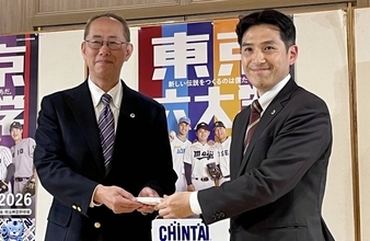 【大学野球】「これからも正しく、速く、美しく」早大ＯＢ・相澤佳則氏が東京六大学公式記録員勤続２０年で表彰