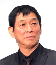 明石家さんま、中村玉緒さんを追悼「お母さんにはさんざんお世話になって、どうもありがとうございました。感謝しかありません」