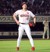 【楽天】 吉井理人監督が前田健太を称賛「完璧」完投目前での交代は「余分なイニングや球数は…」９回途中５安打１失点で２勝目
