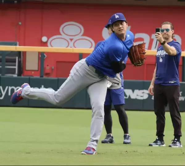 投手・大谷翔平が２日連続でキャッチボール　２９日にブルペン入り→３１日のタイガース戦で復帰の可能性　迫る二刀流復活…グラスノーと“豪華リレー”実現も