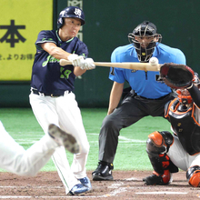 引退決断のヤクルト・石川雅規は「打」でも"不滅の大記録"　昨季まで投手で最長タイ２４年連続安打…来季からセにＤＨ制導入　通算１３６安打で打率．１５５…きょう午後に記者会見