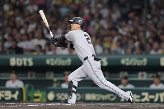 【巨人】吉川尚輝の犠飛で８回に勝ち越し！大城卓三の四球、リチャードの安打からつないだ！
