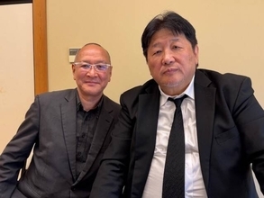 “過激な仕掛け人”新間寿さん「一周忌法要」…佐山サトル、前田日明が参列…長男・寿恒さんが明かした人物像「自分を曲げない。思ったら即行動…気配りの人」