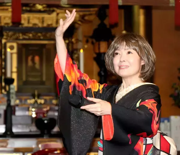 田川寿美　デビュー３５周年迎えて激変！ＩＫＫＯ助言のショートボブ「ＩＫＫＯさん色に染まりました」