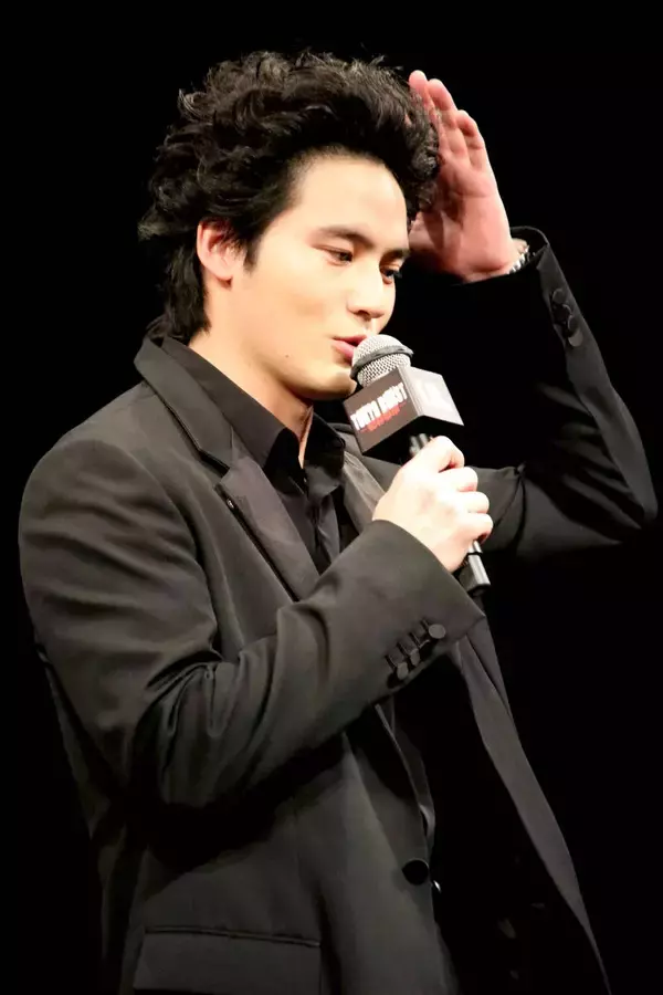 水上恒司　アフロヘアでイベント登場「僕とユンホさんはママチャリ」壮絶アクションシーンを回想