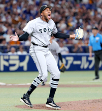 【巨人】マルティネス、歴代７位の藤川球児に並ぶ通算２４３Ｓ　３者凡退締め「ストライクゾーンを最初から攻めることができた」