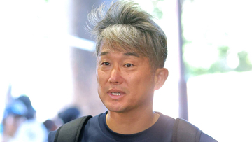 ヤクルト・石川雅規が誰からも愛された理由　目線を下げたコミュ力、気遣いの人…現役引退の「小さな大投手」を担当記者が見た