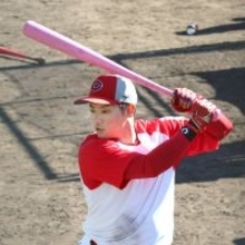 【広島】勝田成が「ド派手ピンクバット」使用　新井監督「バッティングもいい。対応力がある」ライブＢＰで“プロ初安打”　