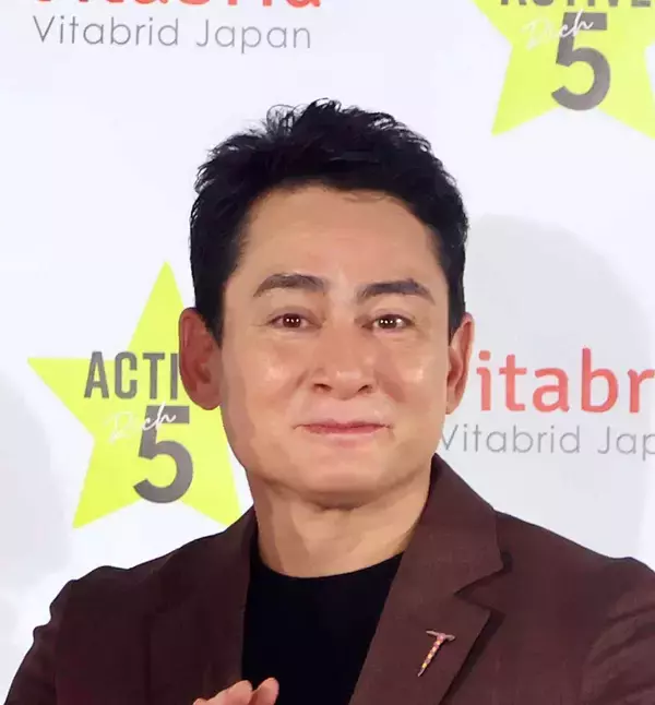 野口健さん、ミス日本の長女の“初仕事”で父娘ショット「お美しい」「日本髪似合いますね」と絶賛の声