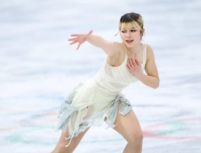 【五輪】観客席のマリニンも笑顔で拍手　世界女王のアリサ・リュウはＳＰで７６・５８点
