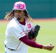 【楽天】 連敗ストップへ打線改造　黒川史陽が２番、中島大輔がスタメン復帰　ウレーニャが中５日で先発