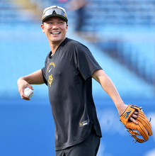 【巨人】坂本勇人がショート→サードでシートノック　かつての定位置でも軽快