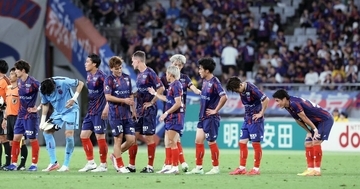 ＦＣ東京、ホームで開幕５失点大敗　勝敗を左右した退場後の前半終了間際の勝ち越し点献上