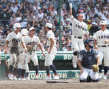 「【甲子園】日南学園が劇的サヨナラ　宮崎県勢は令和初白星　名将・馬淵監督率いる明徳義塾を逆転　２回戦は横浜－沖縄尚学の勝者と」の画像1