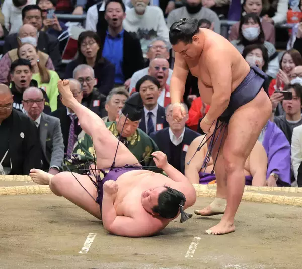 豊昇龍、豪快に投げて４勝目　前日は金星配給も切り替え「負けたのは僕が悪い。言い訳できない」