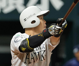 【ソフトバンク】近藤健介が今季３度目の１試合２発「フォークを完璧に捉えることができました」３年ぶりに２０号到達
