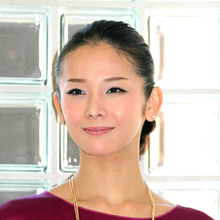 元宝塚宙組娘役トップの陽月華が結婚を報告「日常の延長線上のことでしたので…」