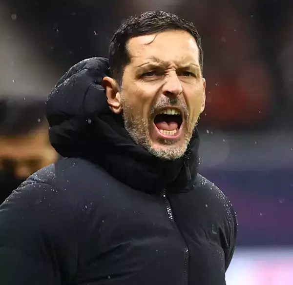 堂安律ら在籍のドイツ１部フランクフルト、トップメラー監督の解任を発表　失点数はリーグ最多