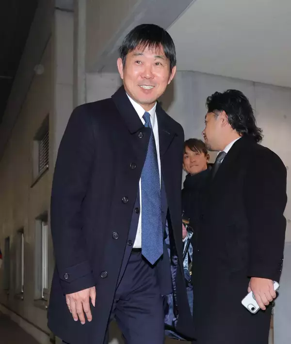 【Ｊ１百年構想リーグ】森保一監督、３９歳・長友佑都を絶賛「両チーム最年長が生き生きと躍動」…ＰＫ戦導入も歓迎