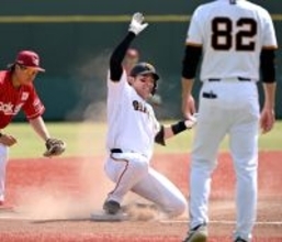 【巨人】打線がつながり逆転　知念、萩尾、吉川の３連続適時打で一挙５得点…２軍・楽天戦