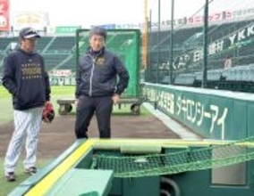 【阪神】甲子園球場の担当者「衝撃があっても耐えられる素材」一、三塁側のカメラマン席に転落防止ネット設置「完成形ではない」
