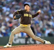 松井裕樹が今季初のドジャース戦で大谷翔平斬り　今季防御率０・００　５登板連続イニングまたぎ