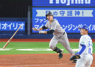 【巨人】抜けるか？どうだ？井上温大がバットで自らを援護！　今季２本目の犠飛で２点目を追加