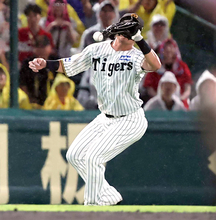 金村義明氏、リスナーから「阪神の懲罰登録抹消が多い」に「選手がチビっていきますよね」「萎縮してしまうねんなあ」前夜に落球の小野寺暖が２軍落ち