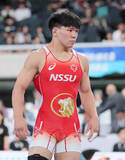 「レスリング世界選手権王者の高橋海大に特別優秀選手章「２年後の五輪目指して頑張りたい」…静岡県スポーツ協会体育章授与式」の画像1