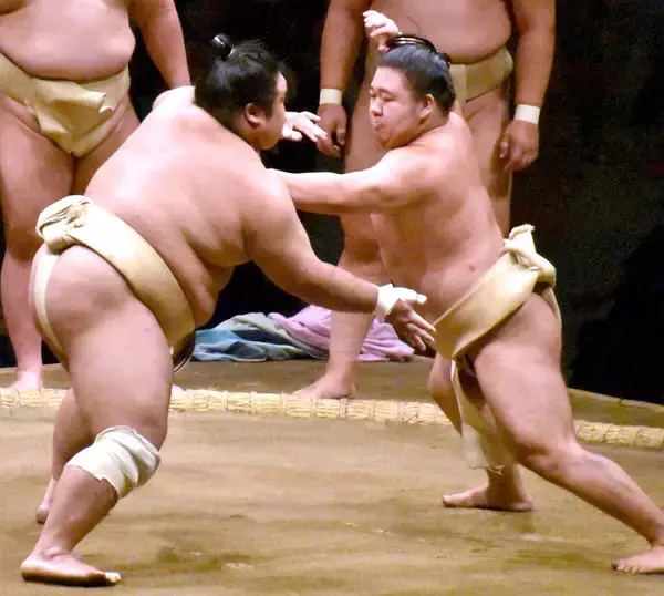 幕内・藤ノ川、気合の１７番　首痛軽減で夏巡業は連日申し合い稽古　秋場所は新三役濃厚「なおさら今は稽古したい」　高田川巡業部長が首強化アドバイスも