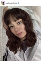 関水渚、パーマヘアが「かわいいいいい」シースルートップスで爽やか笑顔「もう渚に惚れまくり」