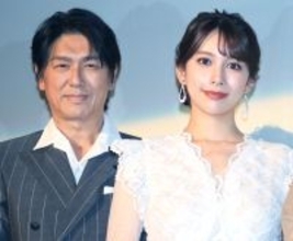 結城モエ、役作りで「読んでいた乱歩の本も読み直した」　初主演映画「乱歩の幻影」初日舞台あいさつが