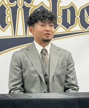 【オリックス】小木田敦也は帰省なしの「完全無休」で復活へ…５日に右肘の骨片除去手術　育成から再出発「大阪に残って練習します」