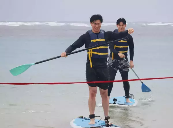 【阪神】湯浅京己、及川雅貴が異例のお立ち台共演を熱望「なかなか難しいけど…」ハワイでＳＵＰ体験