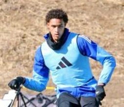 町田、ターンオーバーでＡＣＬＥ１次Ｌ最終戦を白星締め…１９７センチ大型ＦＷテテ・イェンギが２発