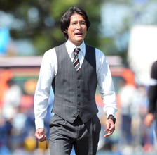 就任１２日で勝ち点１２　浦和を激変させた田中達也暫定監督の哲学と“理想系”のゴールとは
