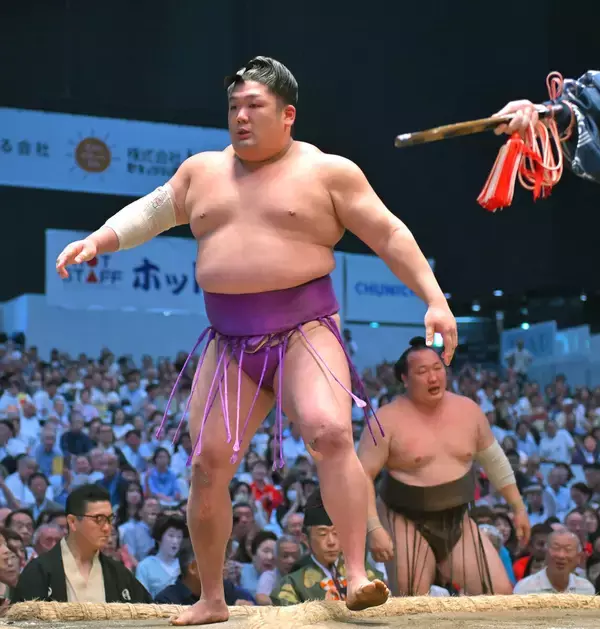 再入幕の尊富士、８場所ぶり幕内で勝ち越し「けがから戻ってきて、勝ち越すことができて一安心」