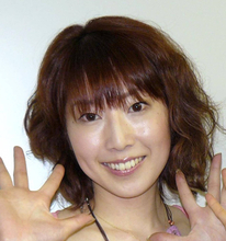 慶応大卒→全身タイツで「ヌーブラヤッホー」活動再開から３年　激変した現在の姿…池辺愛「え？４６歳って」
