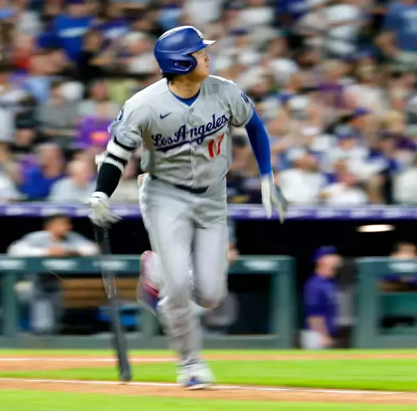 大谷翔平、今季初の２打席連発２９号２ラン　「ＭＶＰコール」に応える“今季最長不倒”で６年連続３０本塁打に王手…キャッチの同僚大喜び　１本目は菅野智之から